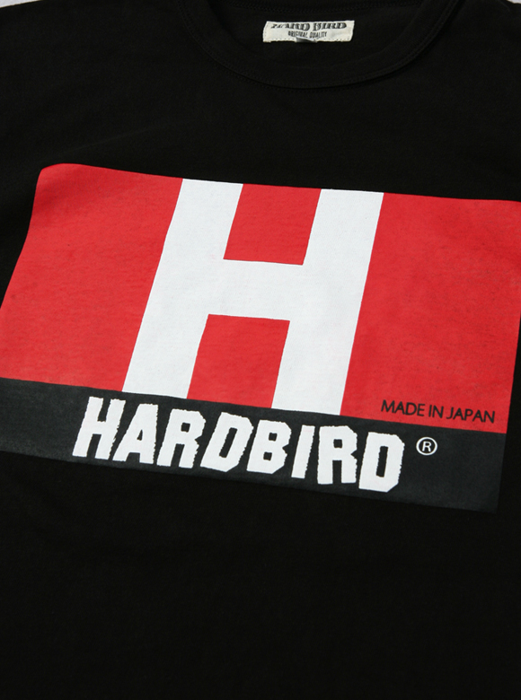 .02 HARDBIRDの頭文字「H」