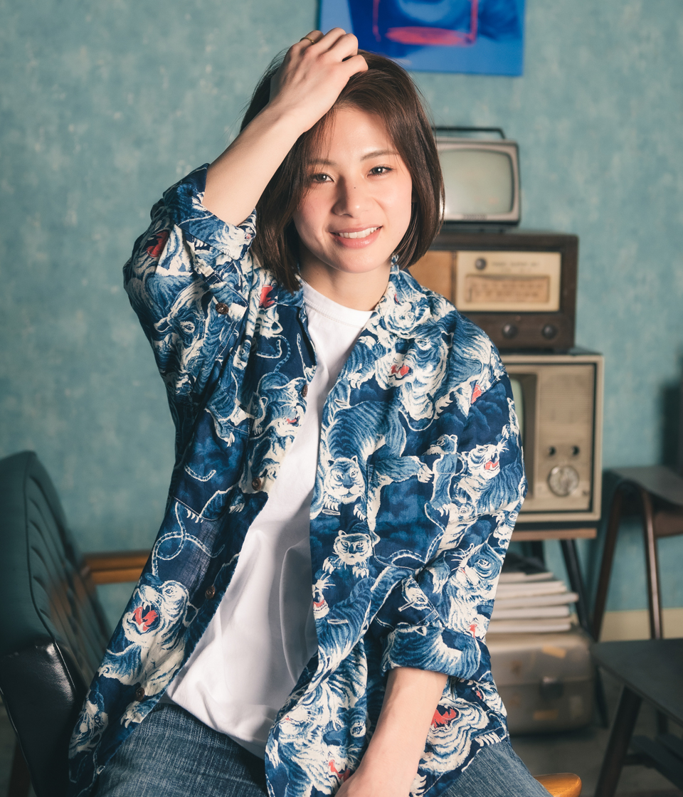 KATE LOTUS×SUPER