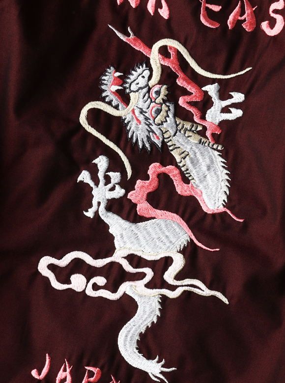 .02 1940年代のスーベニアジャケットをベースにしたオリエンタルな刺繍