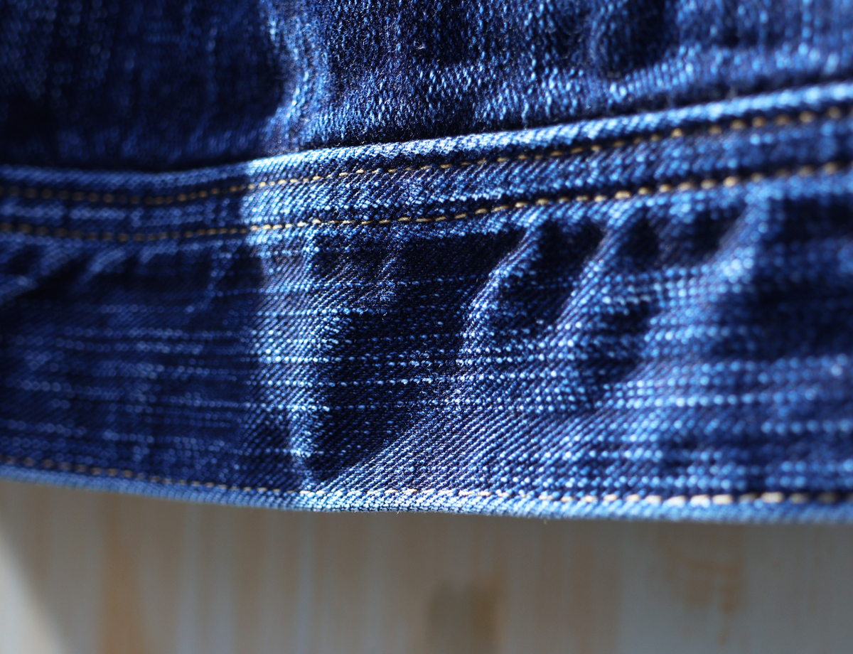生地の目を変えた裾部分の画像